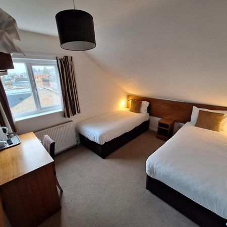 Stockwood Hotel - Luton Airport Buitenkant foto