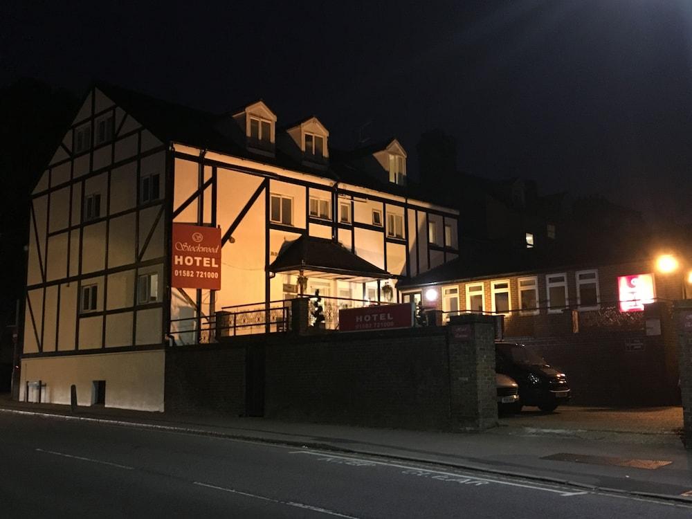 Stockwood Hotel - Luton Airport Buitenkant foto