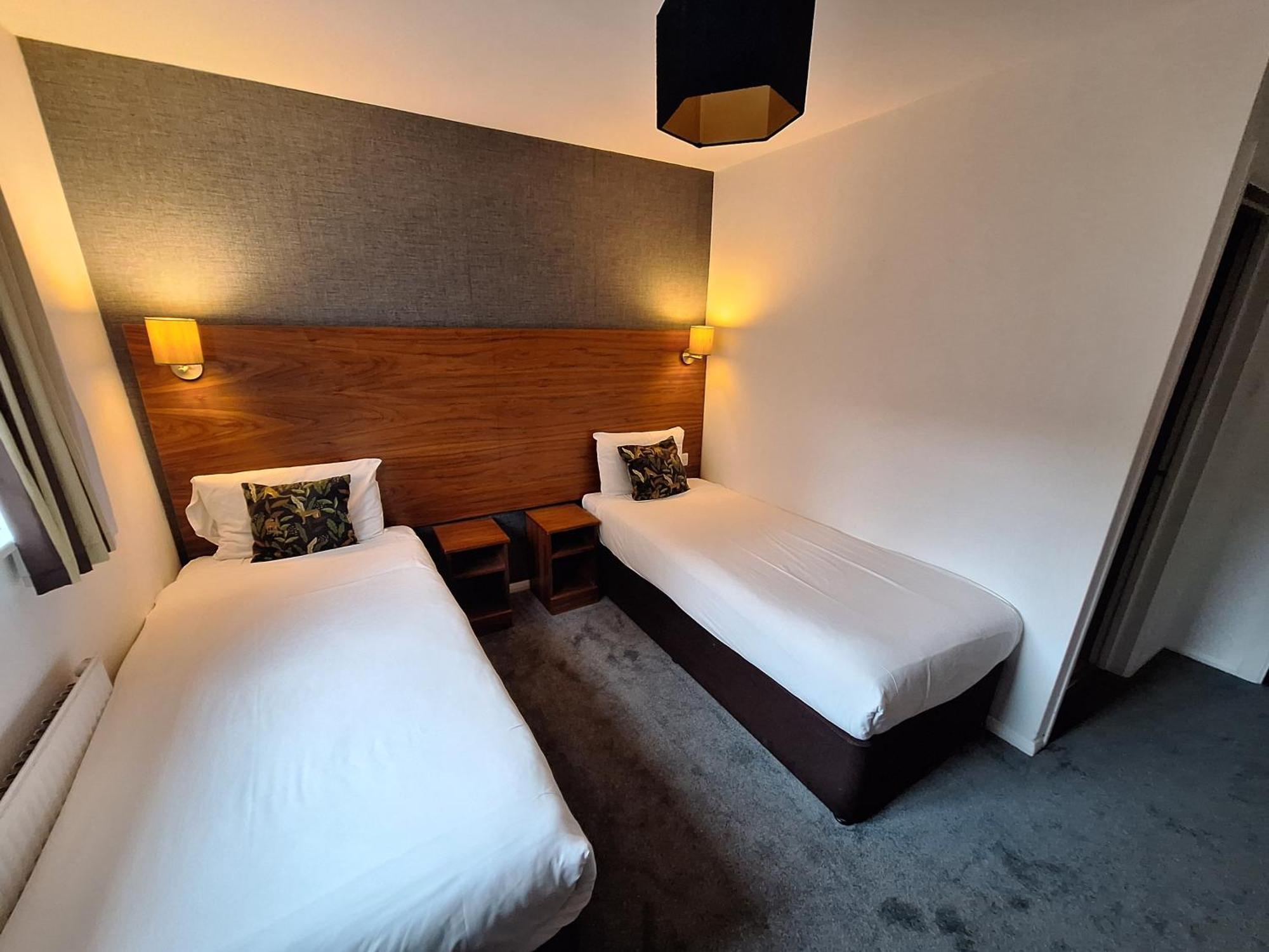 Stockwood Hotel - Luton Airport Buitenkant foto