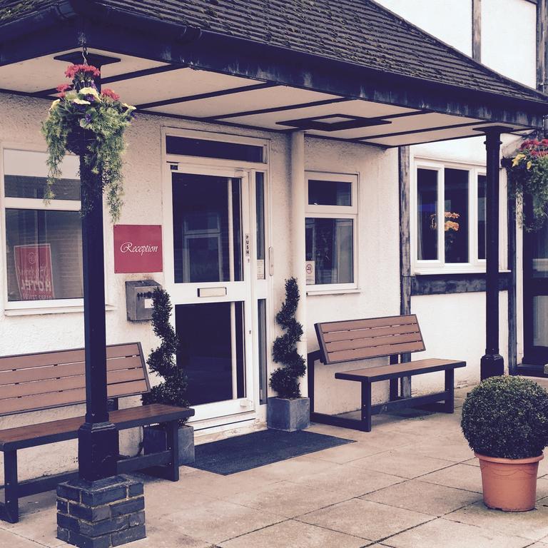 Stockwood Hotel - Luton Airport Buitenkant foto